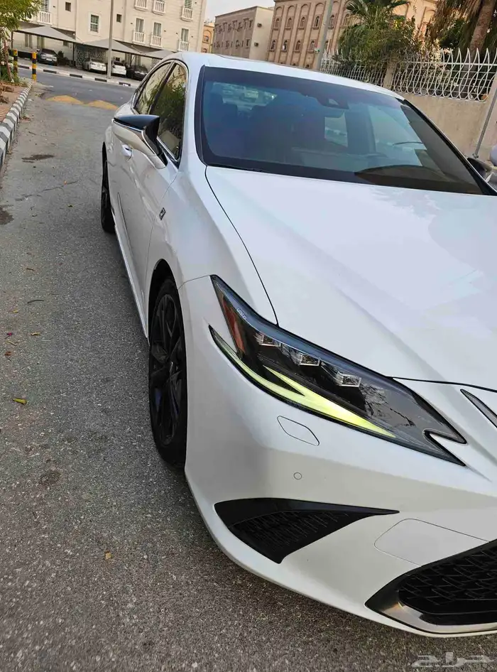 لكزس ES 350 اف سبورت 2023 وكالة 7
