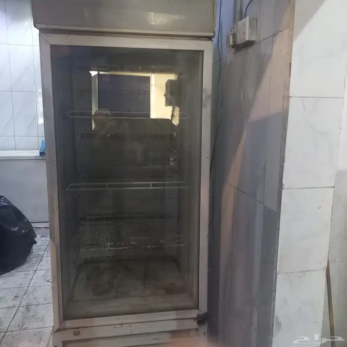 فرامة و ثلاجيتين عرض و فريزر و مكينة شاورما 0