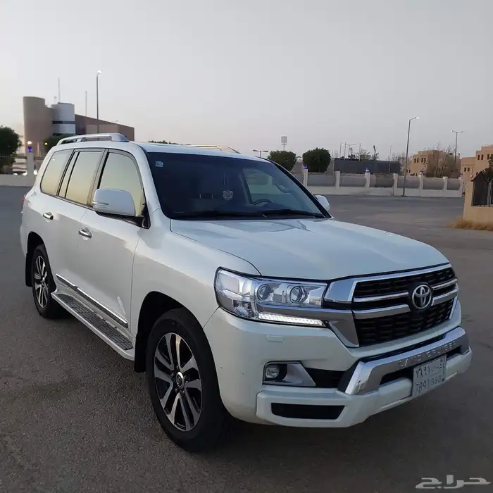 لاندكروزرGxr2017 ديزال 1