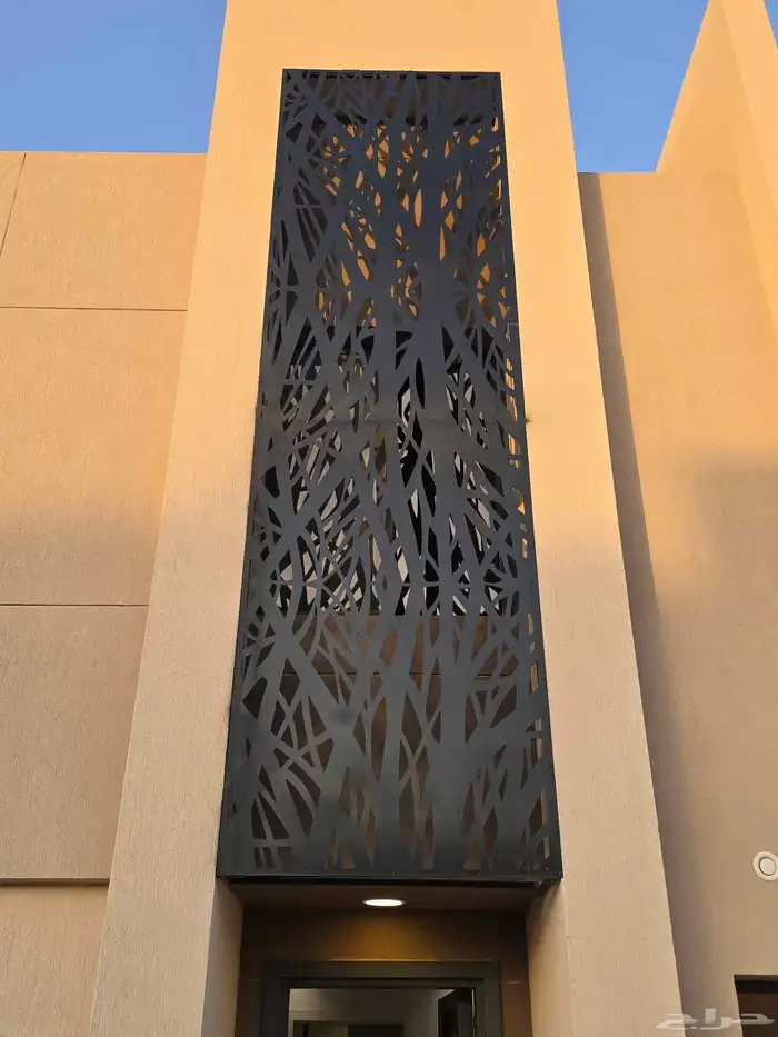 حداد المنيوم 8