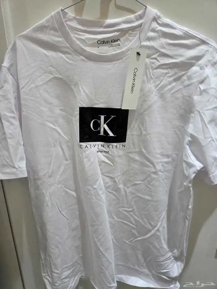 تيشيرت كالفن كلاين Calvin Klein جديد 0