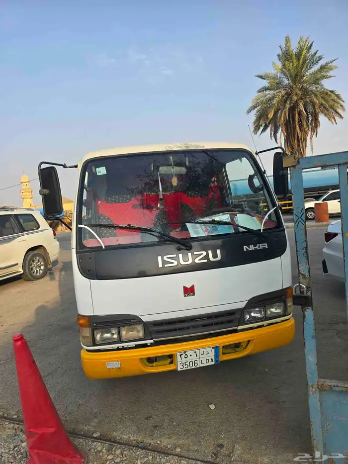 دينا قلاب ايسوزو مديل 2003 2