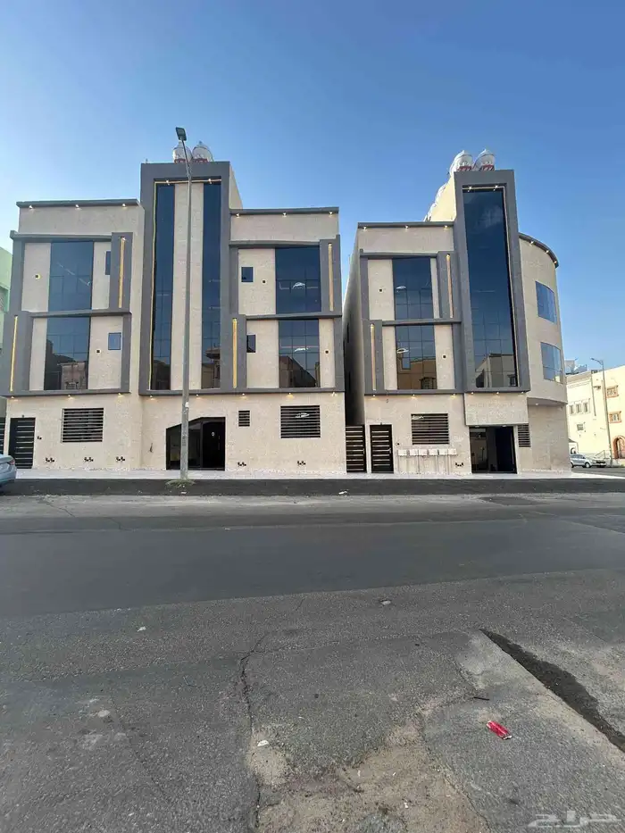 للبيع شقق علويه تشطيب ممتاز ابها حى البديع بتبدأ من 460 الف 0