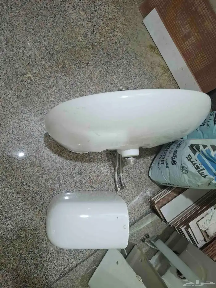 حوض مغسلة شبة الجديد نظيف 0