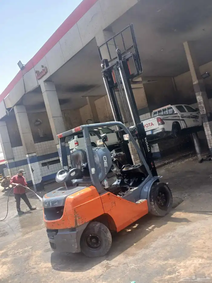 فوركلفت رافعات شوكيه كرينات للأيجار 4