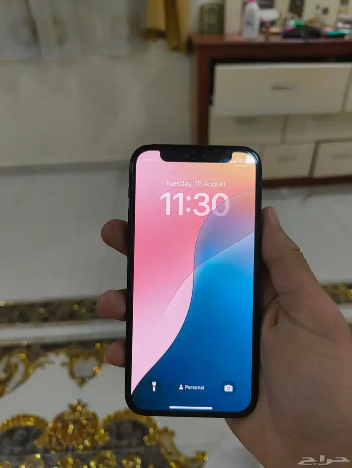 i phone 12 mini لون اسود 6