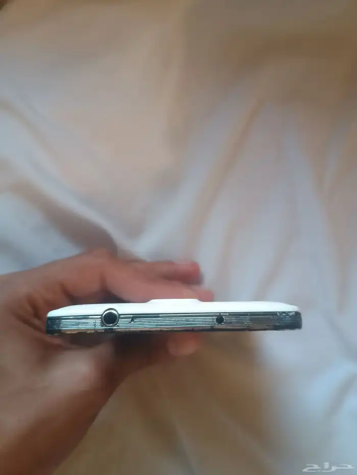 Samsung Galaxy Note 3 SMN9000 in almost clean condition 4