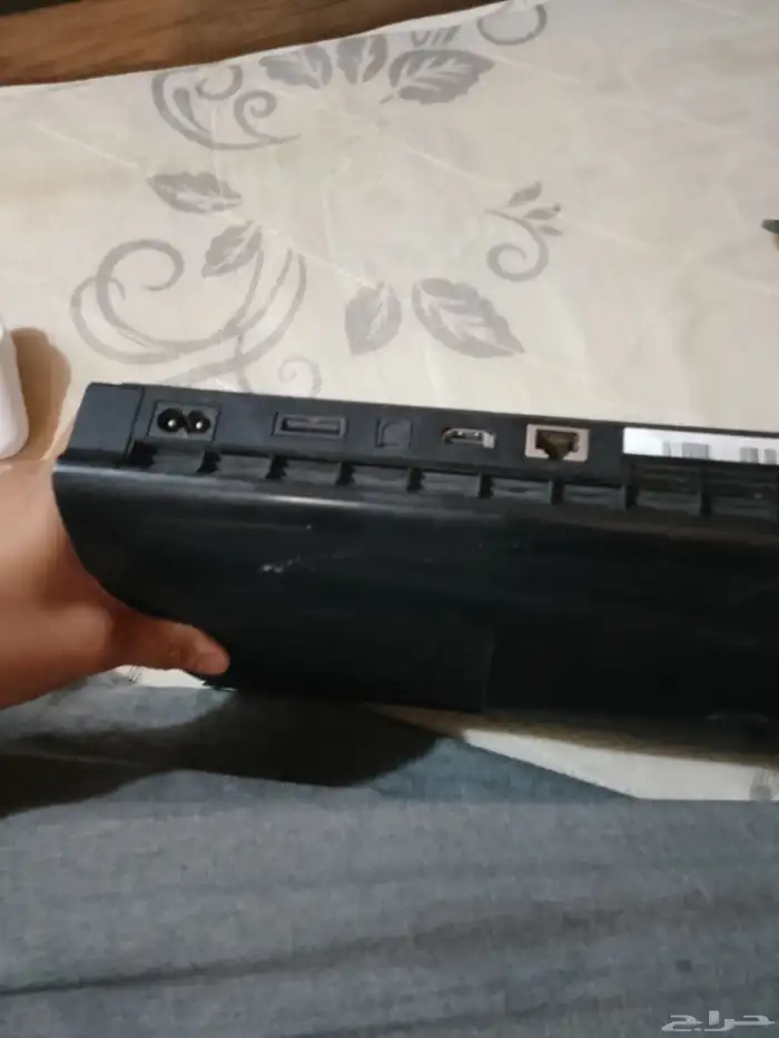 سوني 3 مهكره فيه أكثر من 30 لعبه الحاله ممتازه 4