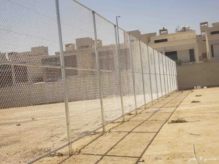 نعمل في توريد وتركيب جميع انواع الشبوك 5