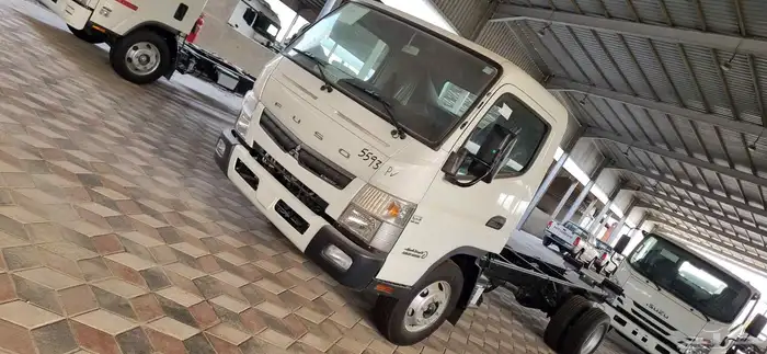 ميتسوبيشي دينا 2025 فوزو 5طن 1