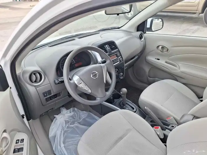 نيسان صني 2022 نظيف مره 8