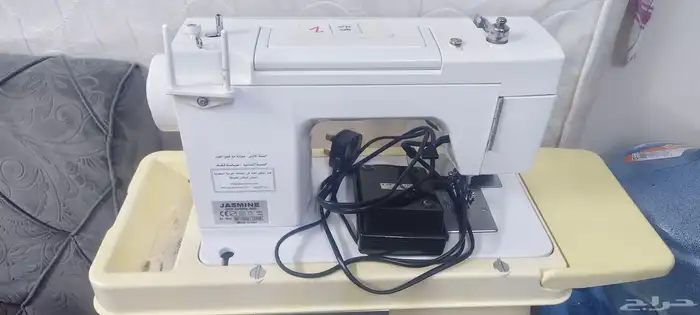 مكينة خياطة و تطريز جاسمين شبه جديد 3