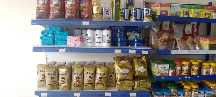 محل دواجن للتقبيل بسرع واقت سبب التقبيل انشغل بعمل اخر 1