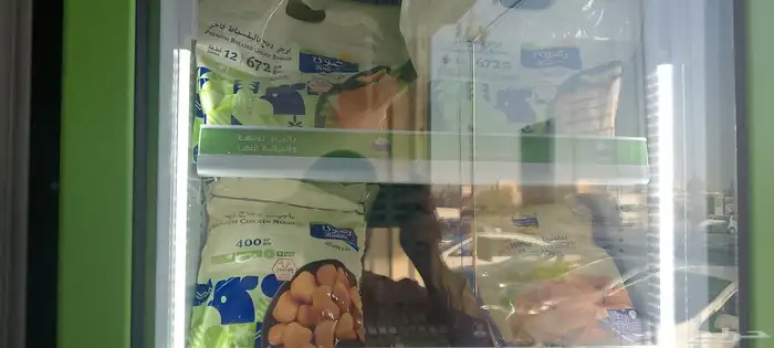 محل دواجن للتقبيل بسرع واقت سبب التقبيل انشغل بعمل اخر 4