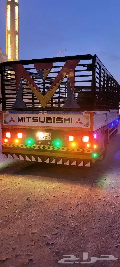 Mitsubishi Fuso 2017 9 tons New inspection new registration 8