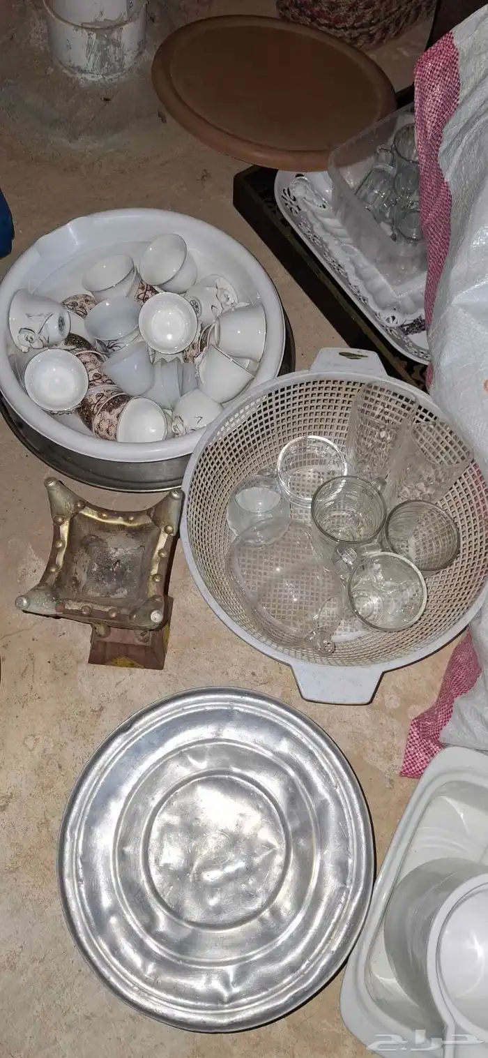 مجموعه مواعين فيها جديد ومستعمل 1
