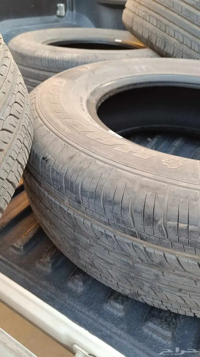 كفرات نفارا نضيفة 225 70 16 4