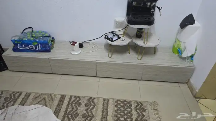 غرفة نوم ممتازه جدا للبيع بسعر كويس وكمان شاشه سمارت 50 بوصه 3