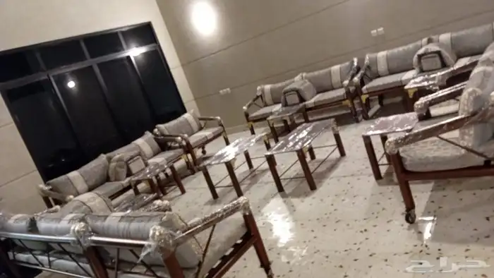 كراسي حديد 1