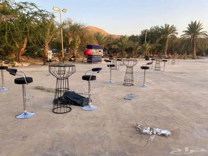 طاولة كوكتيل 0