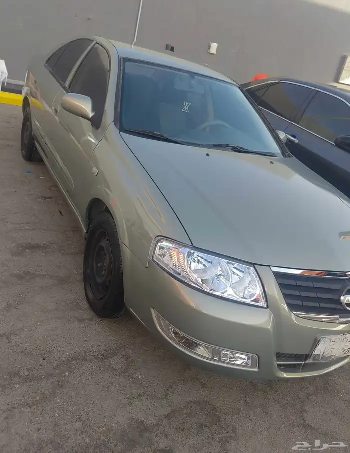 سيارة نيسان صني Nissan Sunny 2011 4