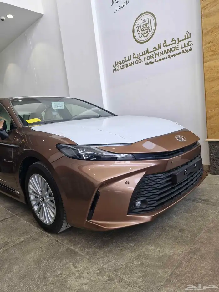 تيوتا كامري 2025 LE 4