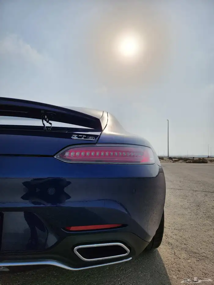 مرسيدس AMG GTS مخزن 18