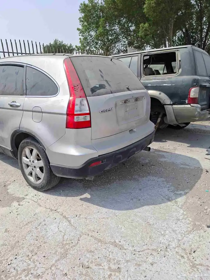 هوندا سي ار في Crv 2008 تشليح قطع غيار فقط 4