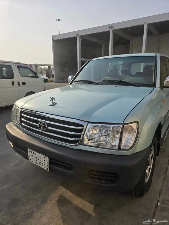 لاندكروزر 2001 50 عام 0