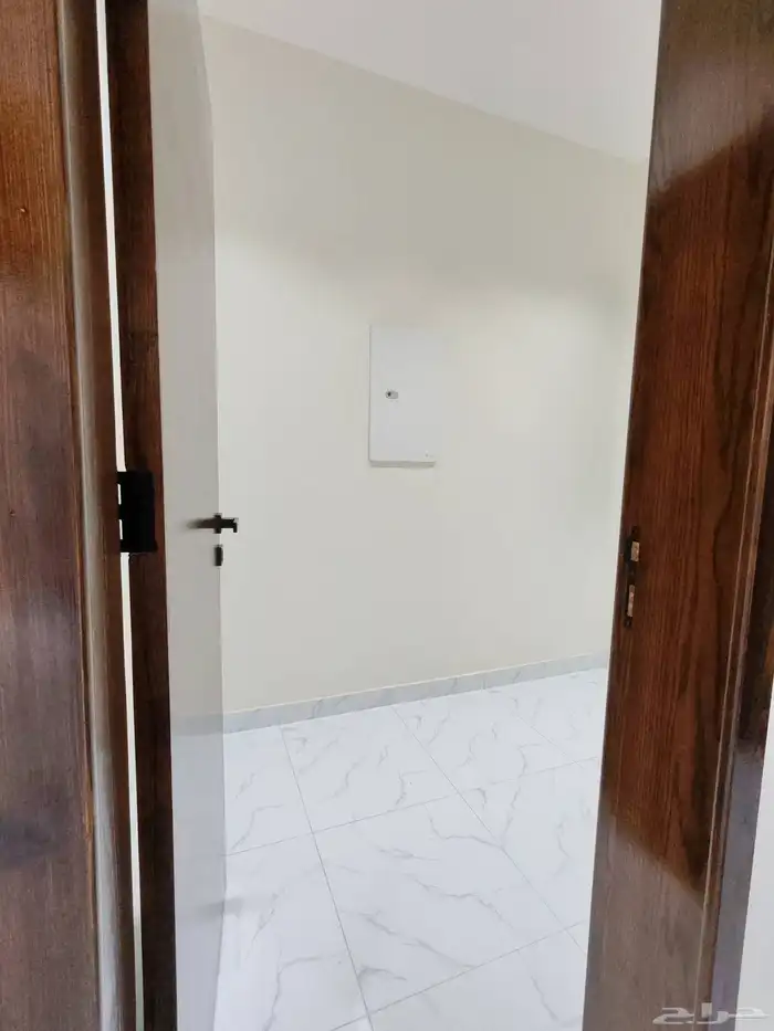 للبيع شقق علوي بسطح خاص 550 الف بحي الموسي خميس مشيط 11