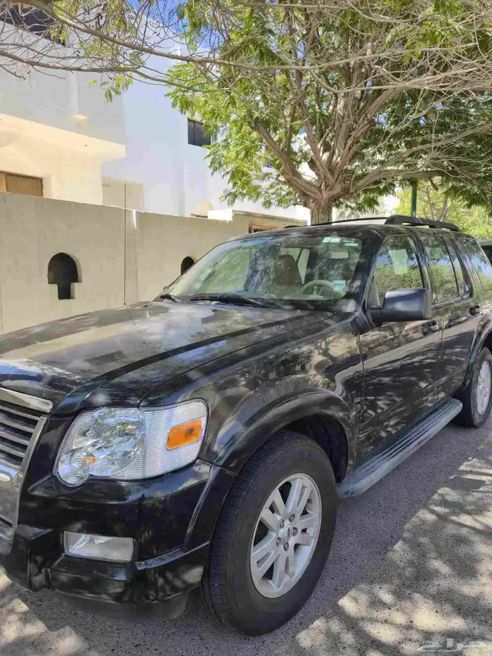 Ford Explorer 2010 XLT 2