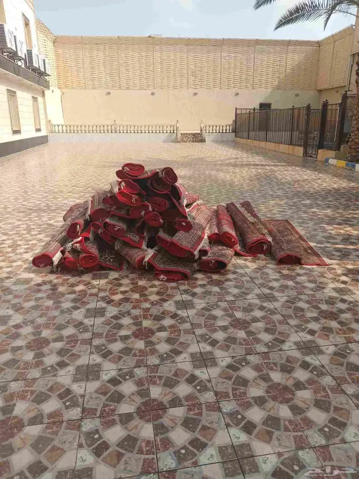 للبيع زل مستعمل نظيف أفراح والمناسبات 0