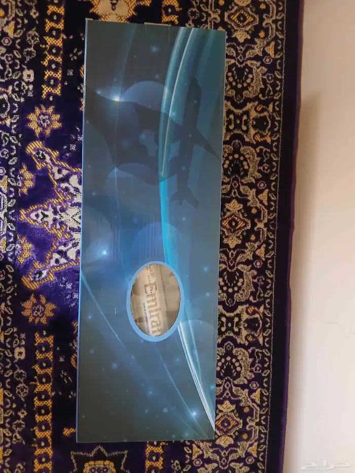 مجسم طائرة الامارات مقاس 48 سم مع حامل وعجلات 4