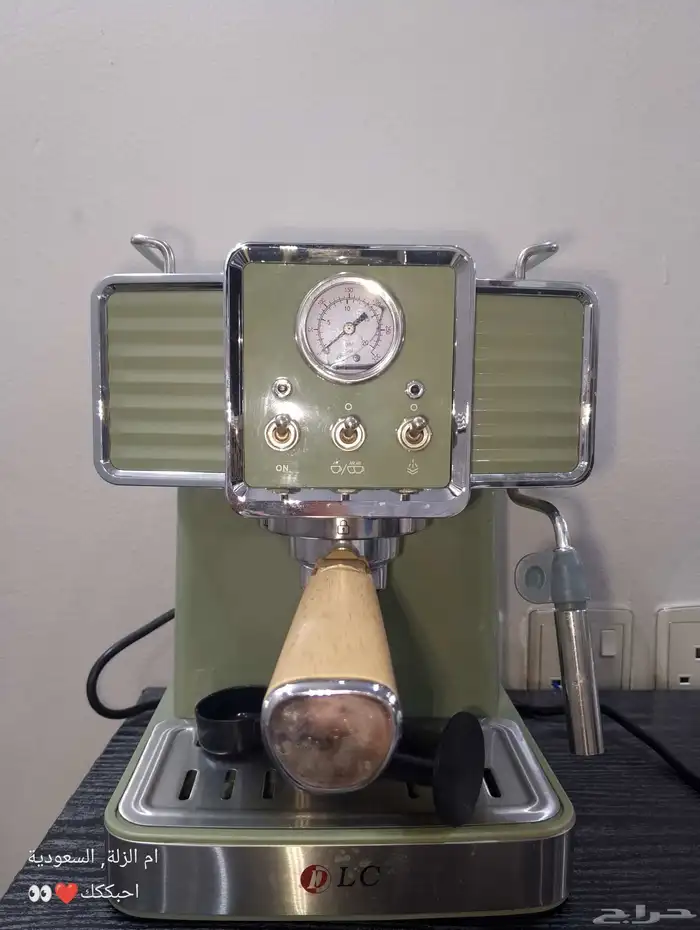 ماكينه القهوه م صارت 3اشهر ولا استعملت كثير 3