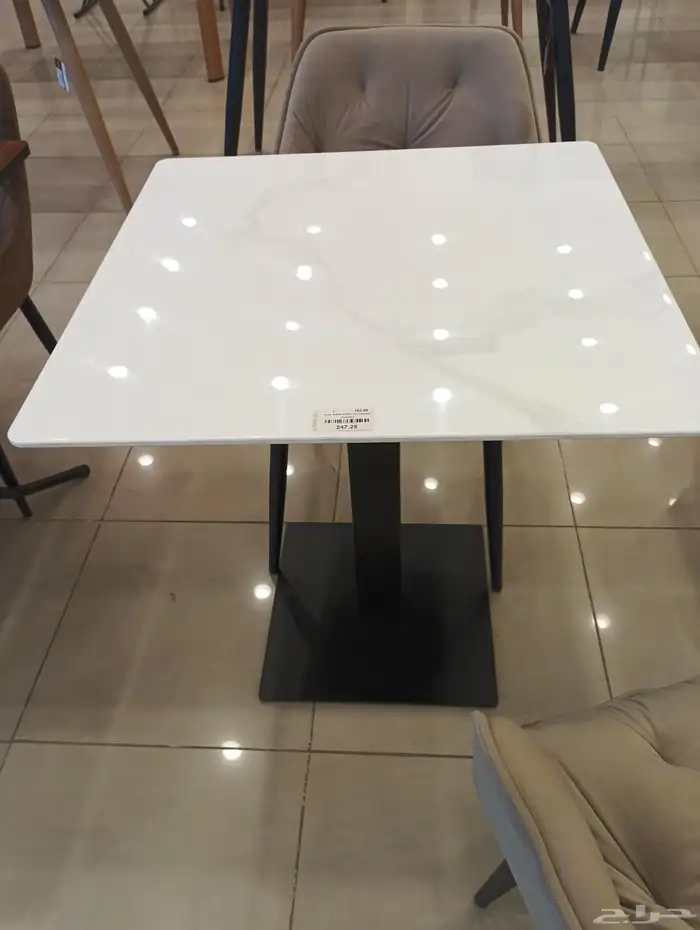 طاولات كافيهات ومقاهي 21