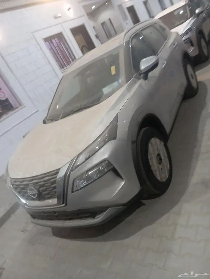 نيسان اكس تريل 5 و 7 مقاعد بدون دبل 8