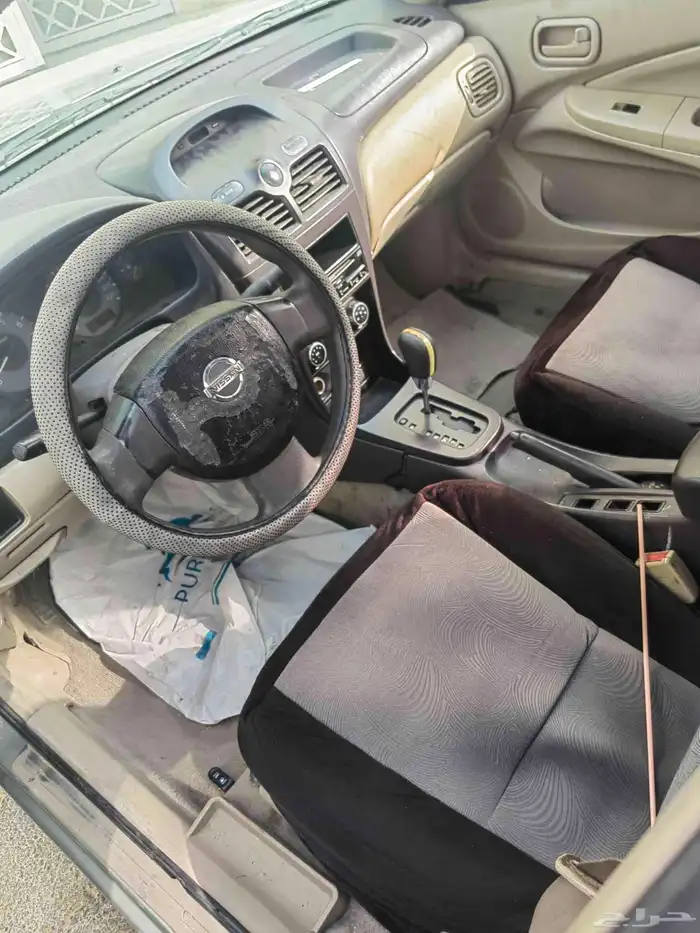 سيارة نيسان صني Nissan Sunny 2011 6