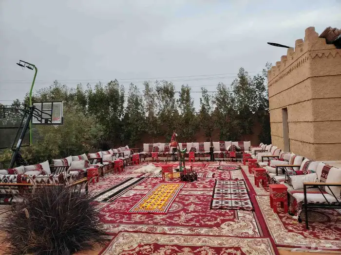 تاجير كنب كراسي وطاولات جلسات شعبية 6