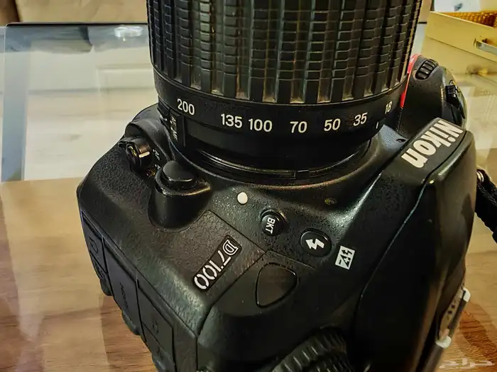 كاميرا nikon نيكون D7100 مع عدستين 1