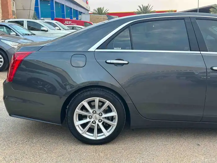 كاديلاك CTS فل 2018 9