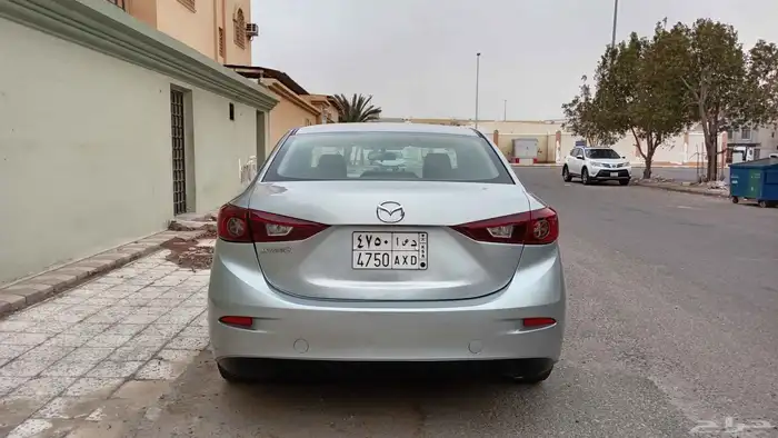 مازدا 3 موديل 2018 نظيف 5