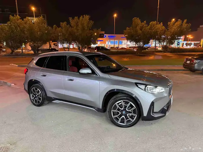 مطلوب BMW X1 موديل 23 أو 24 كاش 1
