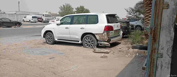 تشليح قطع غيار لكزس 570 6