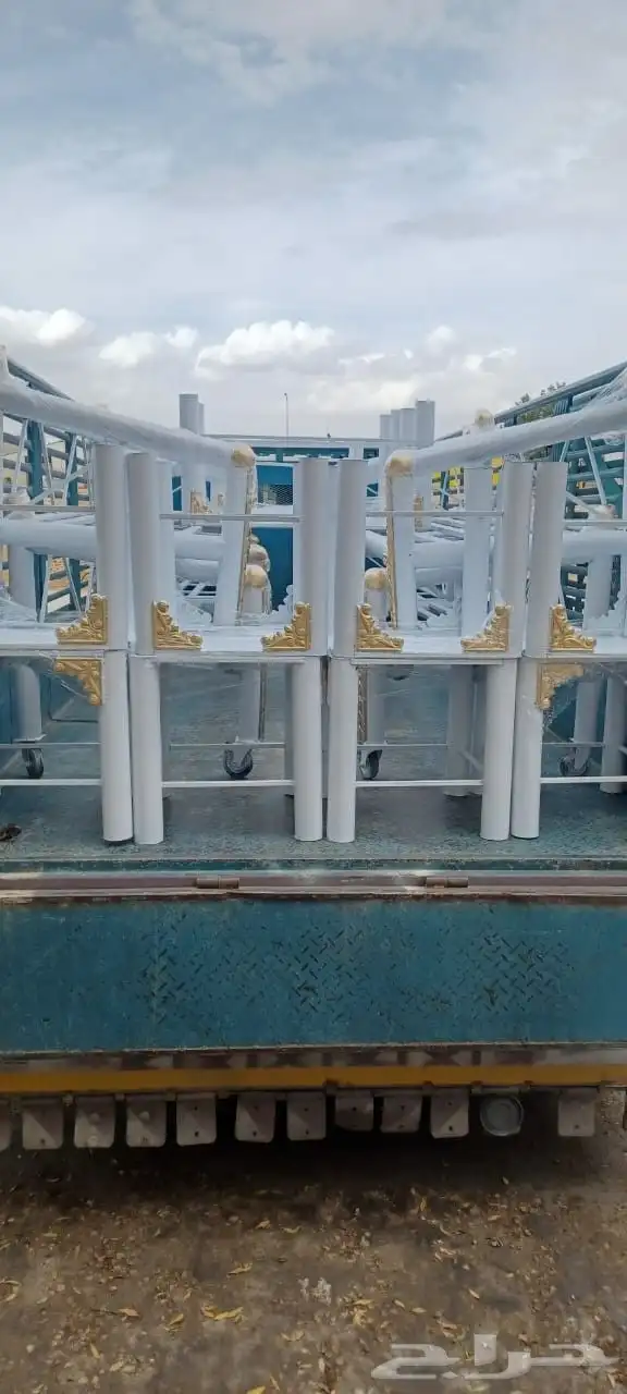 كراسي حديد 2