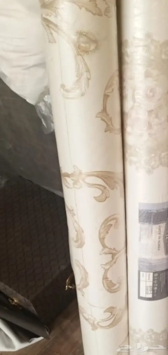 يوجد لدينا ورق الحائط 2