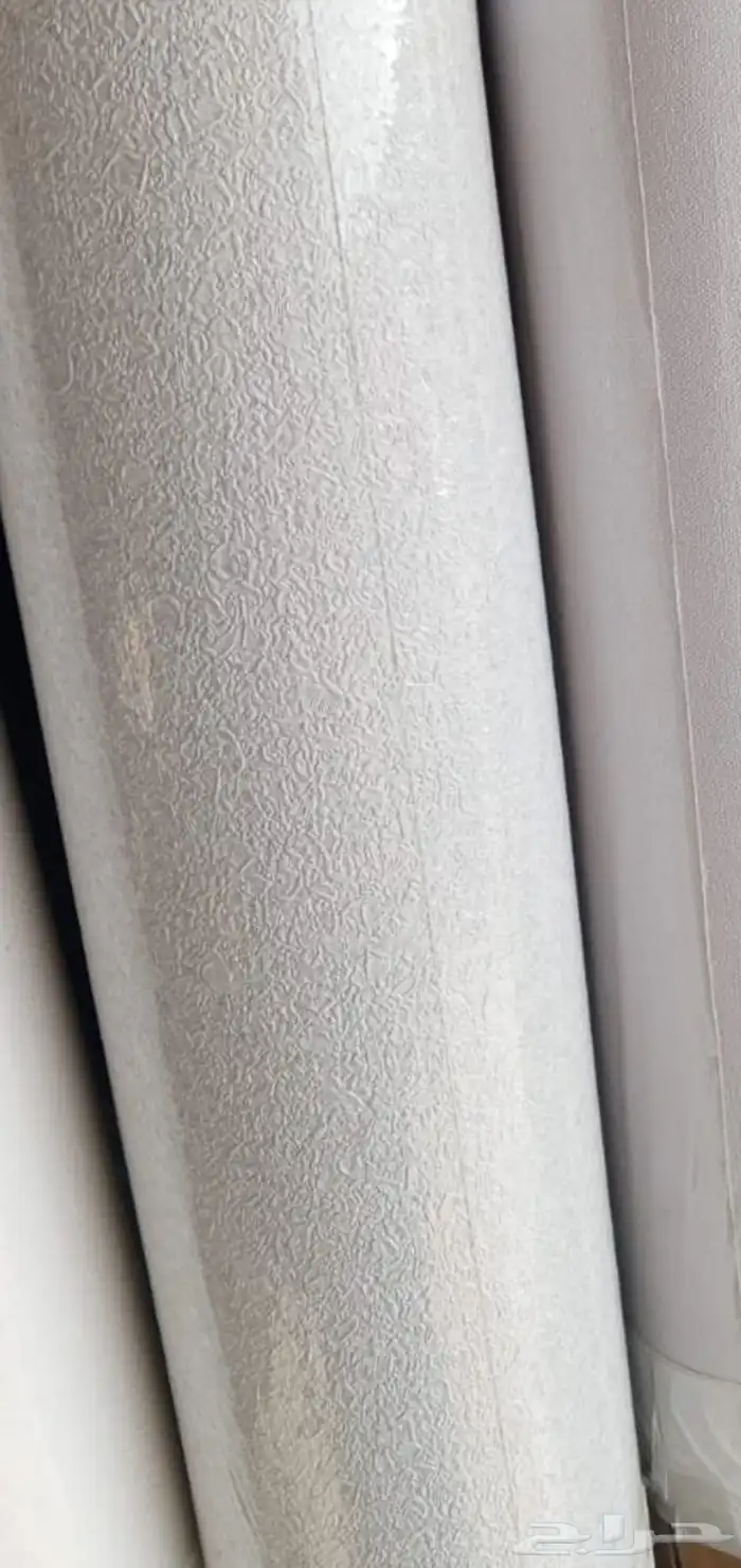 يوجد لدينا ورق الحائط 1