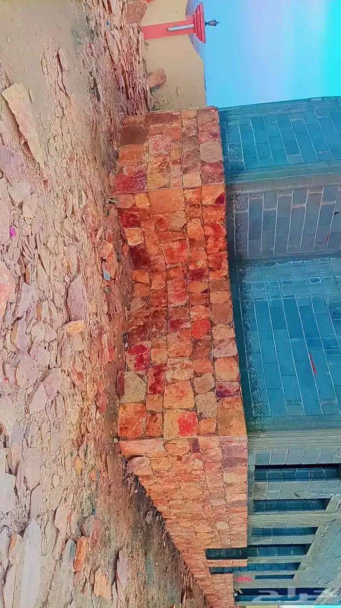 معلم حجر 2