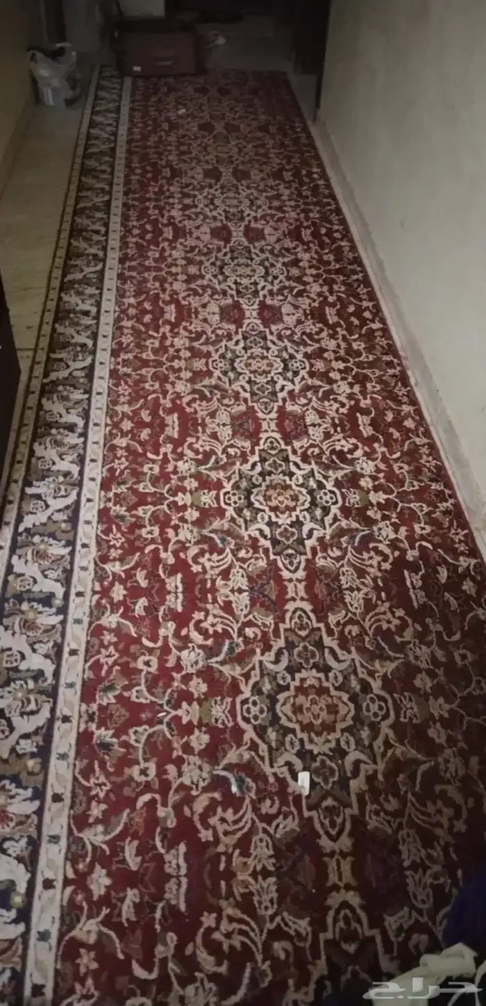 سجاده كبيره ودولاب وبوتجاز باسطوانه ودفايه وفلتر مياه ومكيف 1