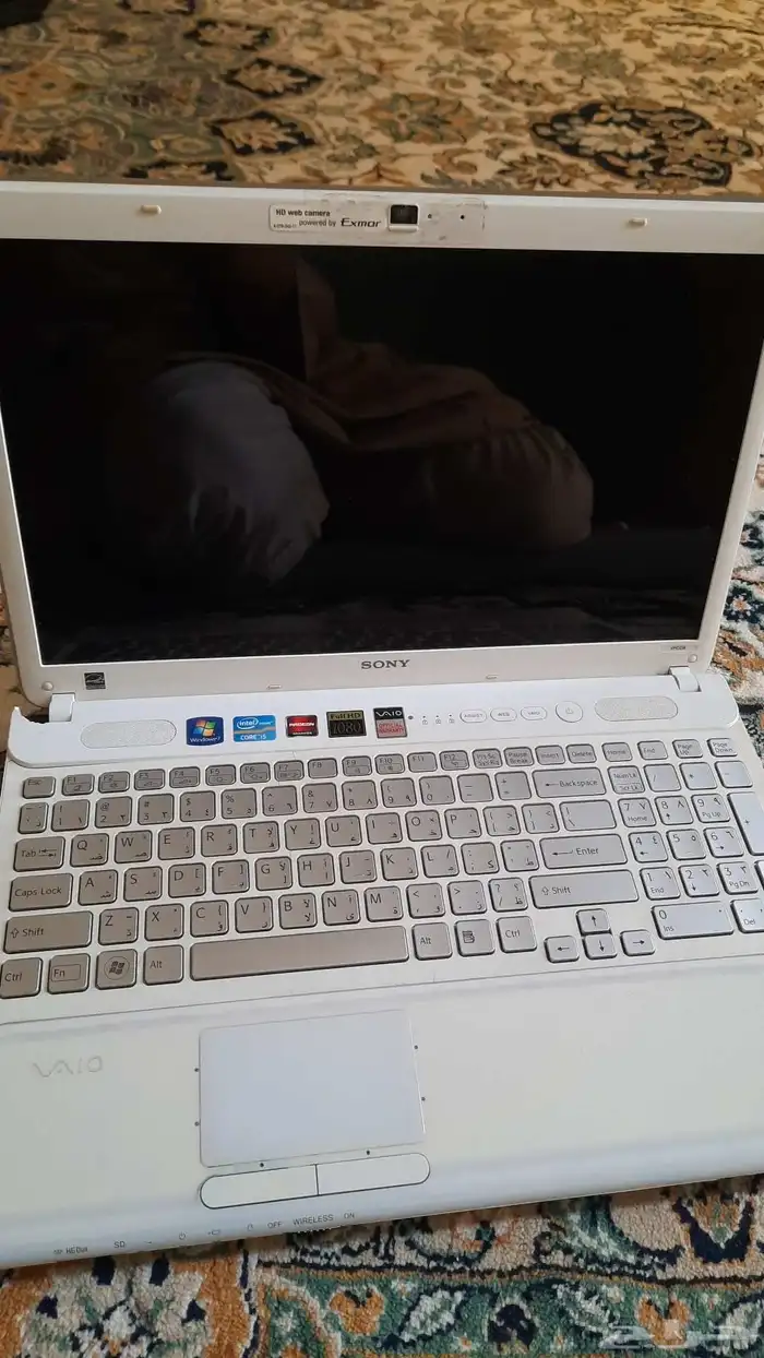 للبيع لابتوبين واحد سامسونج والثاني من سوني 0