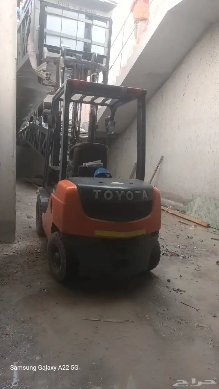 رافعات شوكيه كرينات ونش للايجار 2
